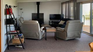 Longbeach House - 6