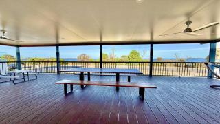 Panorama Holiday Home On The Esplanade With Big Sunsets Views Are Rare - Coffin Bay - 5