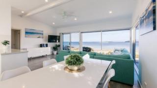 Beachside - Coffin Bay - 9