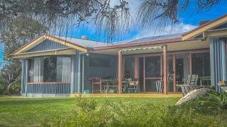 Sunset Ridge Has Direct Access To A Private Beach and Small Jetty - Coffin Bay - 8