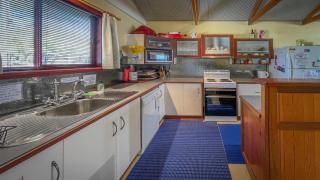 Sunset Ridge Has Direct Access To A Private Beach and Small Jetty - Coffin Bay - 1