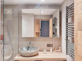 Studio refait centre-ville Val-d'Isère, balcon - FR-1-518-167 - 3