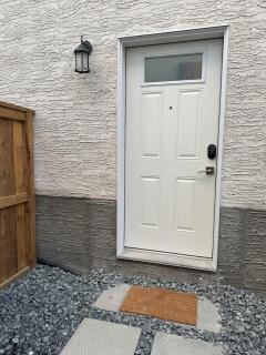 Elegant & Stylish Basement Suite- Private Entrance - Winnipeg - 6