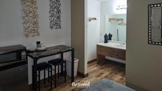 Modern in the Mountains - Branson - 7