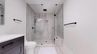 Lucky Mansion - a Luxury Villa in Fort Erie ! - 1