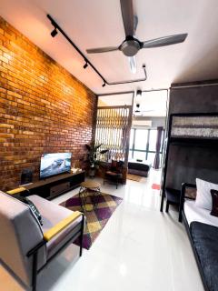 KLIA Layover - Work & Rest in Town Centre - 24 hours Taxi, Grab - Near Airport - Sepang - 6