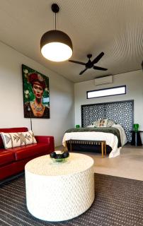 The Rusty Kangaroo Studio Apartment Award Winner 2025 Exceptional - Baudin Beach - 9