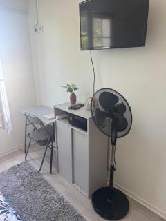 Studio lumineux avec WiFi gratuit Centre Antony, accès rapide Paris & Orly - 9