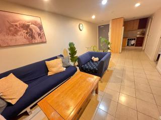 Authur's 2 bedrooms apartment, balcony, wifi, parking, cot, sunny, washing machine drier - Auckland - 6