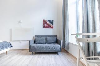 Chic 1BR, 7 Min Walk to Stadthalle Perfect Stay - 9