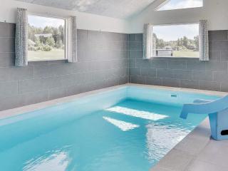 Luxury Retreat with Pool - By Traum Ferienwohnungen - Stege - 7