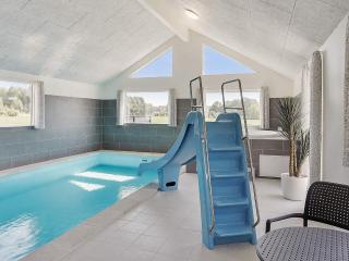 Luxury Retreat with Pool - By Traum Ferienwohnungen - Stege - 4