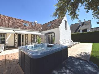 Luxury Villa in Sint-Idesbald with Jacuzzi - 0