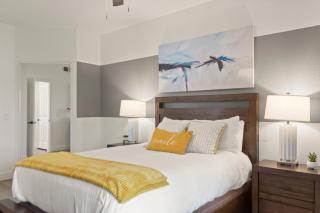 Scottsdale Stay , Steps from Westin Kierland, Pool & Parking- N390 - 0