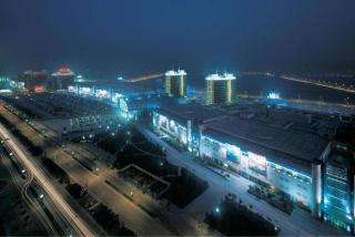 Borrman Hotel Jinhua Yiwu International Trade Mall - Yiwu - 8