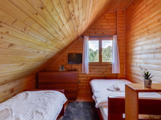 Holiday Home in Ogulin with Pool & Rafting - Perići - 1