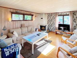 8 person holiday home in HENÅN - Henån - 2