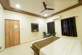 Hotel Raaya Regency - 1