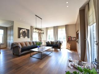 Elegant Mansion with Garden View - Lichtervelde - 8