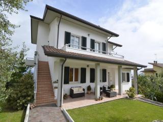 A Serene Stay in Gemmano - 8