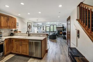 Arrowhead Village - Premium 3 Bedroom Condominium condo - 9