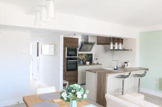 Stunning Clifton flat in amazing central location - 0