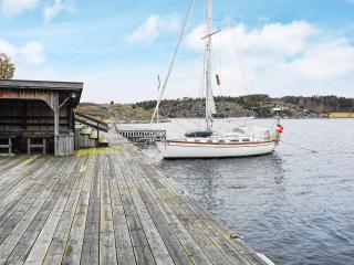 4 person holiday home in ELLÖS - Ellos - 4