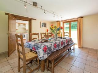 Rustic Cottage in Jevigné - 7