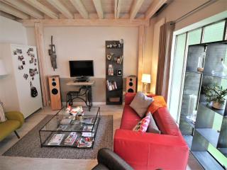 Cottage in Saint-Quirin by Lake & Town - 1