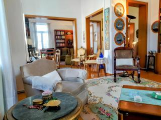 Artistic Neoclassical Two-Story Acropolis Mansion - Athen - 3