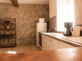 Holiday Home in Montbrun with Pool & Vineyards - 7