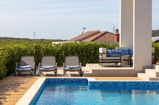 Luxury Lake Balaton Villa with Private Pool - Balatonboglár - 4
