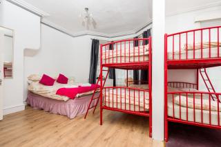 UK Travel & Hospitality LTD TA Canberra Hotel - 7