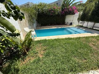 Superbe villa balnéaire avec piscine proche de la plage et la mer - 8