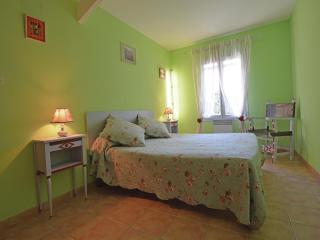 Saint-Maximin Pool & Peace - 6