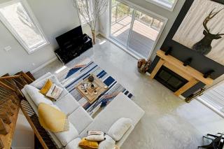 Spa & Game Room - Le Chic Rustique - 5