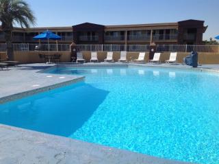 Americas Best Value Inn Hanford - 8