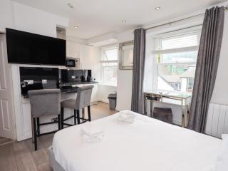 Bowness Central - Windermere - 9