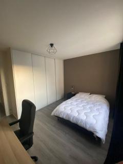 bedroom 75 m Close to Nancy Thermal - 2