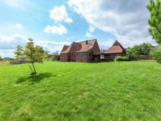 Spacious Family Home - 8