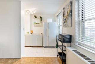 Skyline Stay - Chic 1BR in Downtown Atlanta - 5