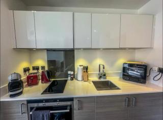 Fruit Tree Serviced Apartment - Cambridge - 3