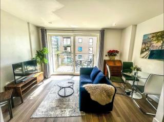 Fruit Tree Serviced Apartment - Cambridge - 8