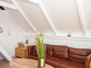 6 person holiday home in Ringkøbing-By Traum - 2