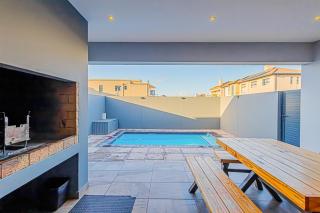 Dalton's Langebaan - 9
