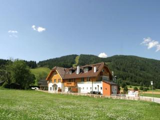 Vogue Apartment in Sankt Margarethen im Lungau near Ski Lift - Sankt Margarethen im Lungau - 0