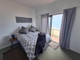 Beach Front 4 - 3