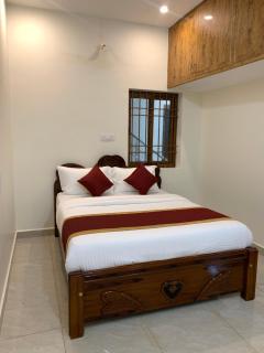 Shivalaya Rooms - 1