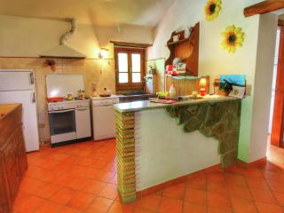 Alluring Farmhouse in Ortignano with Swimming Pool - Castel Focognano - 9