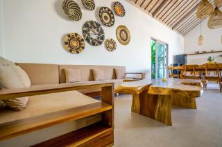 Villa Vaimala 4BR Pool Tropical Home Seminyak - 0